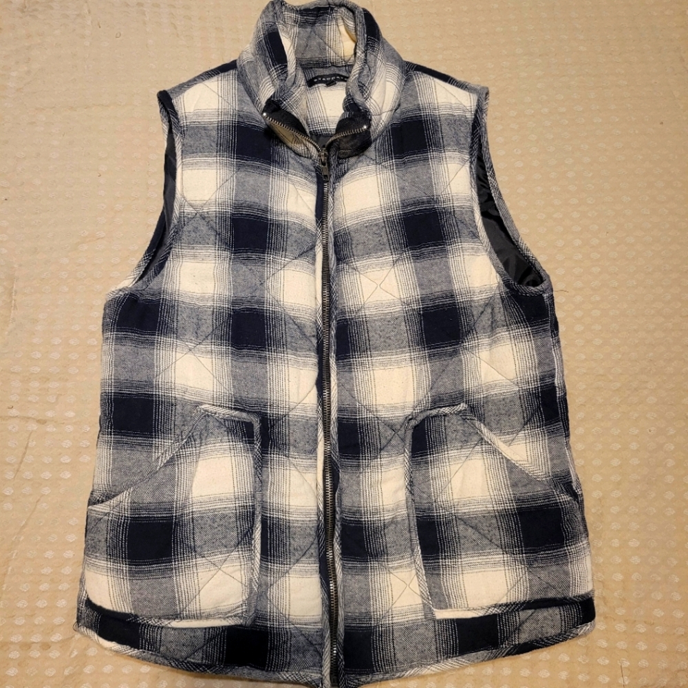 Dark navy quilted vest